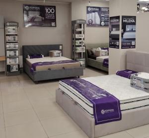 Фирменный магазин «КОРОНА», Московская улица, 8